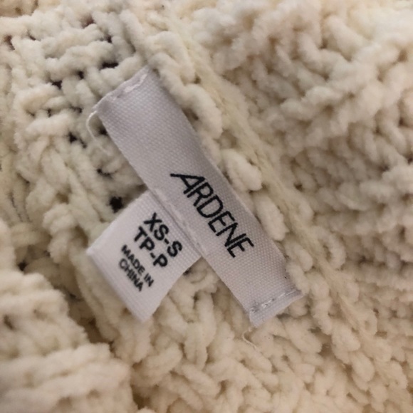 Knit sweater - Picture 4 of 4